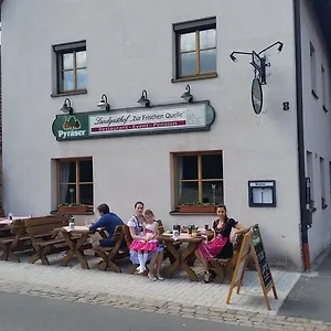 Zur Frischen Quelle 3*, Oberasbach Deutschland